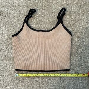 Forever 21 camel & black tank with adjustable straps
Size SMALL